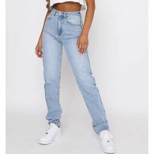 Who's That Girl Straight Leg Denim Jeans Washed Blue WHITEFOX